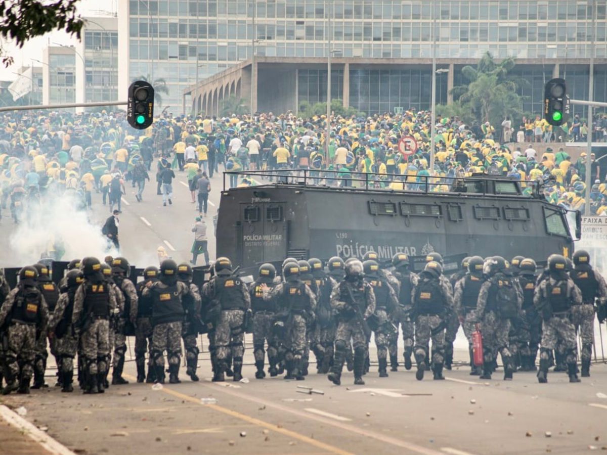 Supporters of Ex Brazilian President Storm Capital and State Institutions